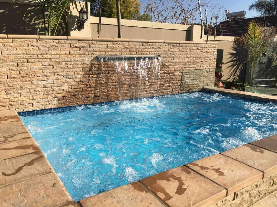 Tg Menlyn Villa *